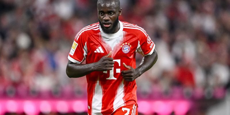 Dayot Upamecano - Mục Tiêu Nóng Của Liverpool Hè 2026? 2 Tiểu sử về cầu thủ Dayot Upamecano